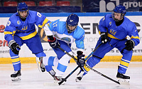 Юниорская сборная Украины с разницей в пять шайб уступила Казахстану 