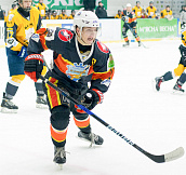 Антон Бойков продолжил хоккейный челлендж