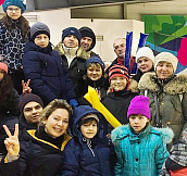 Дети из уязвимых групп населения посетили домашний матч МХК «Динамо»